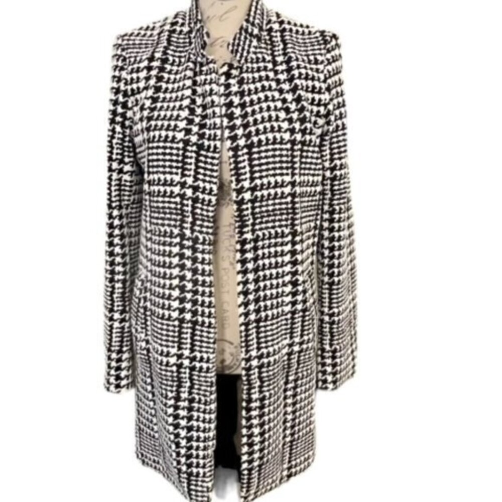 Carolina Belle Montreal Houndstooth Coat Jacket Size Medium Black White‎ Preppy